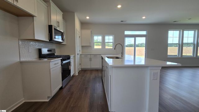 211 Bellflower Lane, Anderson, SC 29625