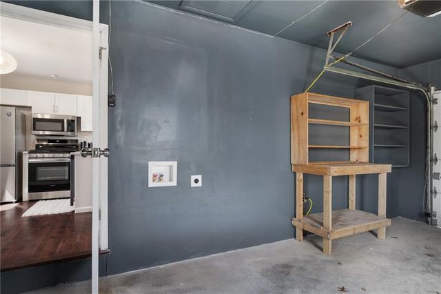 8509 Troup Avenue, Kansas City, KS 66112