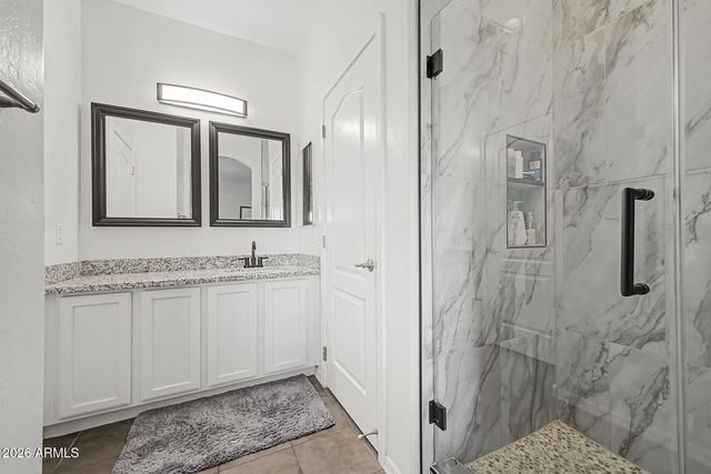 3422 E AVALON Drive, Phoenix, AZ 85018