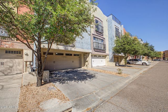 3422 E AVALON Drive, Phoenix, AZ 85018