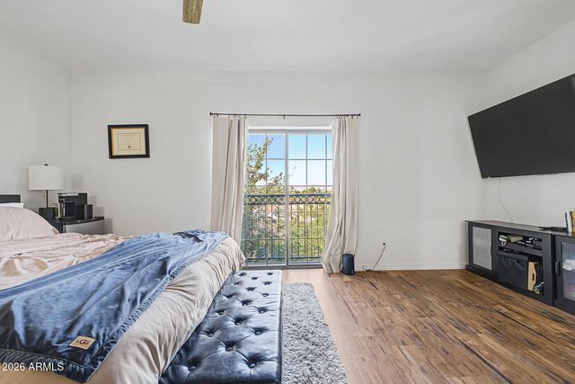 3422 E AVALON Drive, Phoenix, AZ 85018