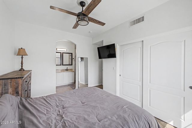 3422 E AVALON Drive, Phoenix, AZ 85018