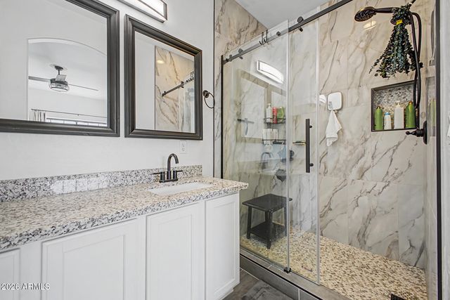 3422 E AVALON Drive, Phoenix, AZ 85018