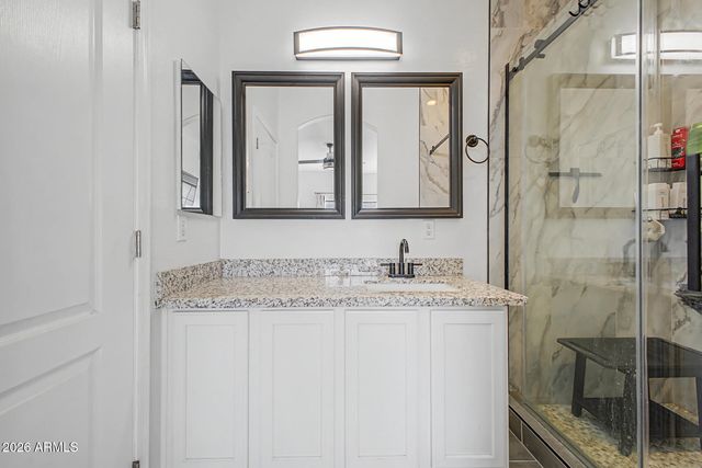 3422 E AVALON Drive, Phoenix, AZ 85018