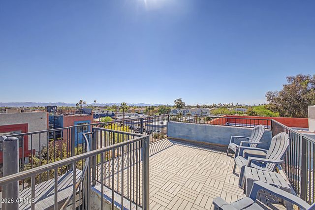 3422 E AVALON Drive, Phoenix, AZ 85018