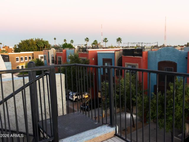 3422 E AVALON Drive, Phoenix, AZ 85018