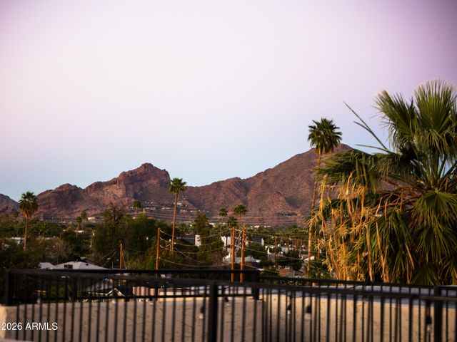 3422 E AVALON Drive, Phoenix, AZ 85018