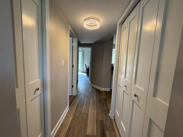 1300 Winding Ridge Lane D8, Valparaiso, IN 46383