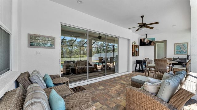 7089 HIGHLANDS CREEK AVENUE, Lakeland, FL 33813