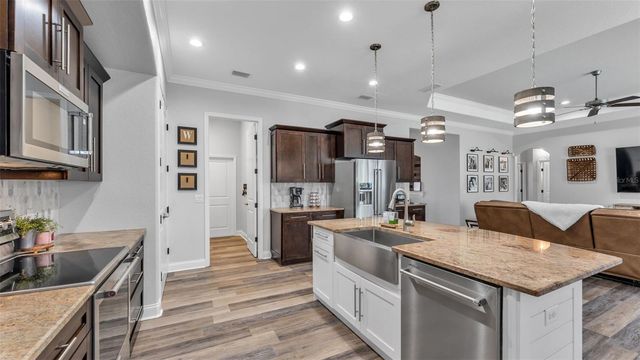 7089 HIGHLANDS CREEK AVENUE, Lakeland, FL 33813