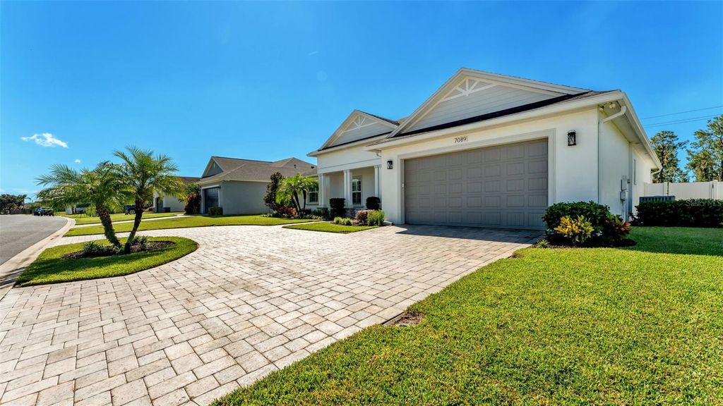 7089 HIGHLANDS CREEK AVENUE, Lakeland, FL 33813
