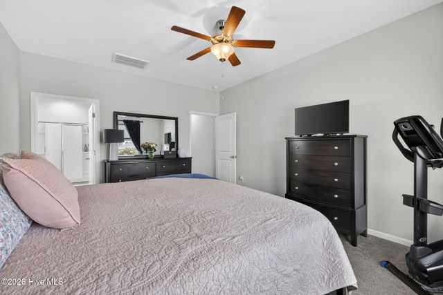 483 St Kitts Way, Winnabow, NC 28479