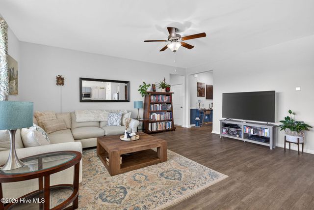483 St Kitts Way, Winnabow, NC 28479
