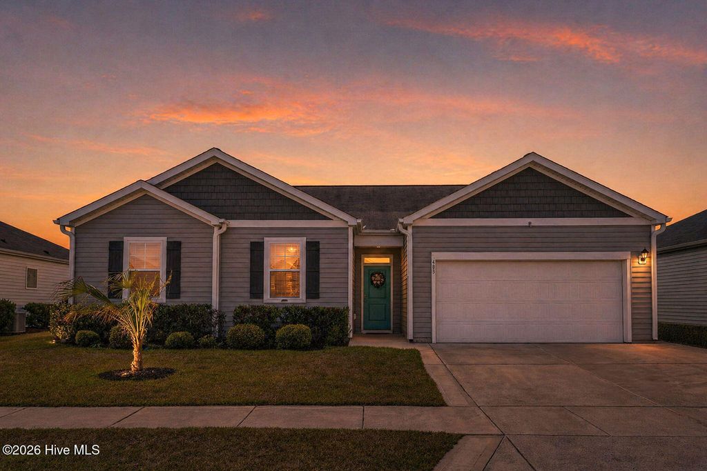483 St Kitts Way, Winnabow, NC 28479