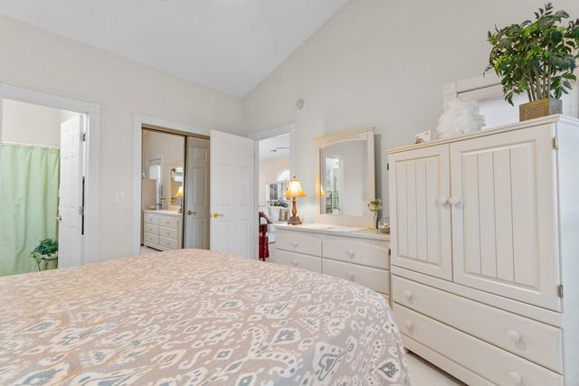 4191 Hibiscus Dr Apt 301, Little River, SC 29566