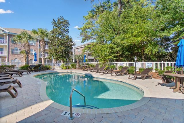 4191 Hibiscus Dr Apt 301, Little River, SC 29566