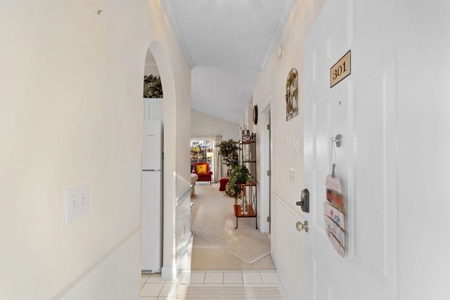 4191 Hibiscus Dr Apt 301, Little River, SC 29566