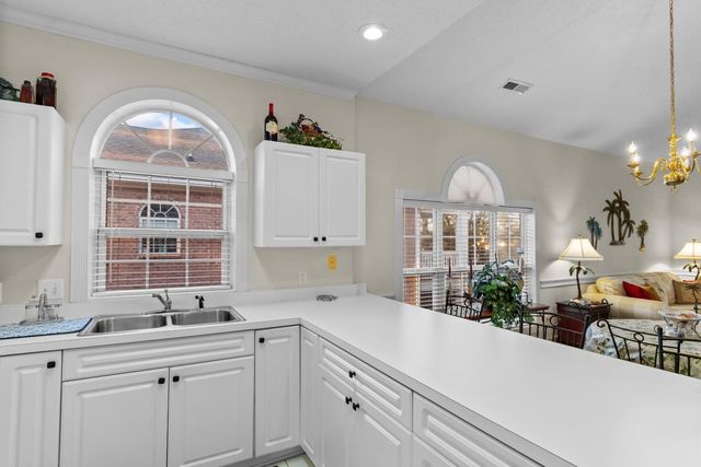 4191 Hibiscus Dr Apt 301, Little River, SC 29566