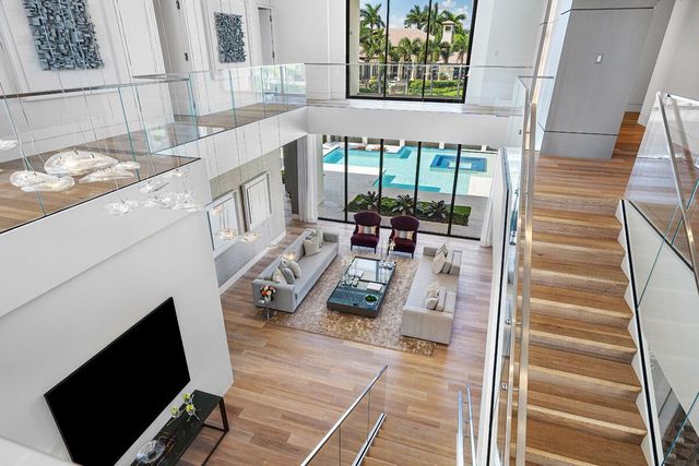 249 W Alexander Palm Road, Boca Raton, FL 33432