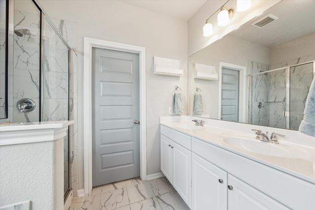 13309 Emerald Mallard Drive, Texas City, TX 77568