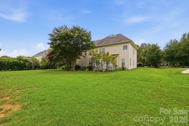 1111 Applegate Parkway, Waxhaw, NC 28173