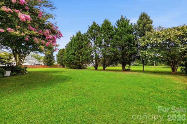 1111 Applegate Parkway, Waxhaw, NC 28173