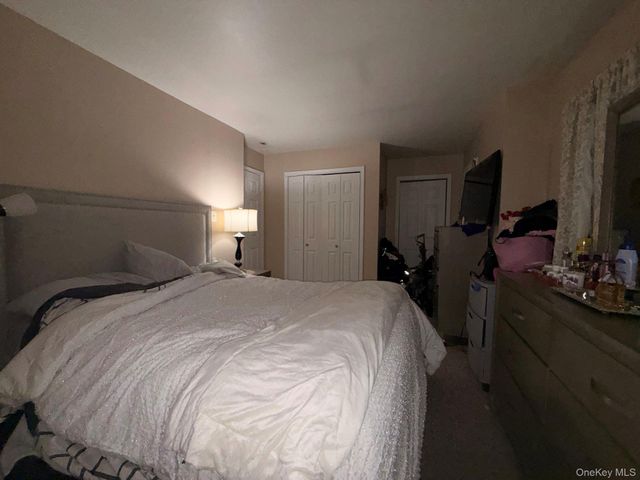 20 Lawn Avenue, New Rochelle, NY 10801