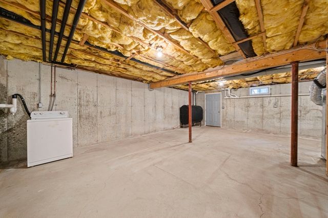 107 Henry St, Uxbridge, MA 01569