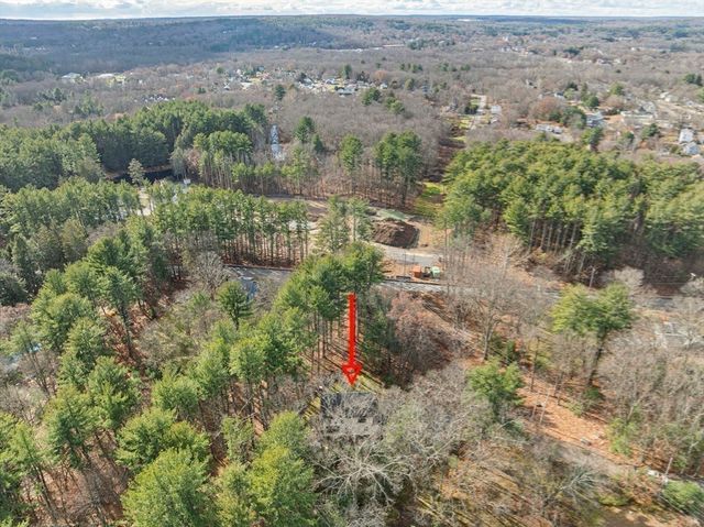 107 Henry St, Uxbridge, MA 01569