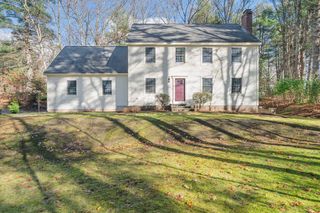 107 Henry St, Uxbridge, MA 01569