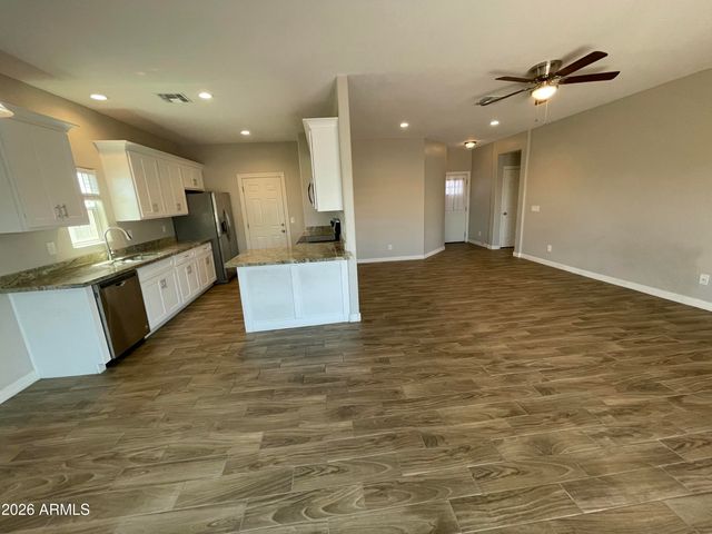 11176 W Cambria Circle, Arizona City, AZ 85123