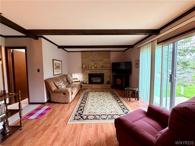 229 Windmill Road, West Seneca, NY 14218