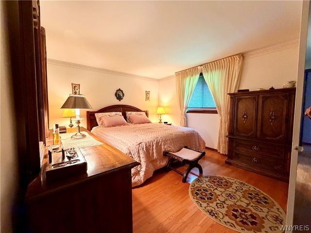 229 Windmill Road, West Seneca, NY 14218