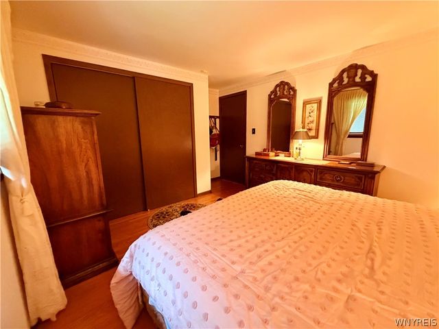 229 Windmill Road, West Seneca, NY 14218