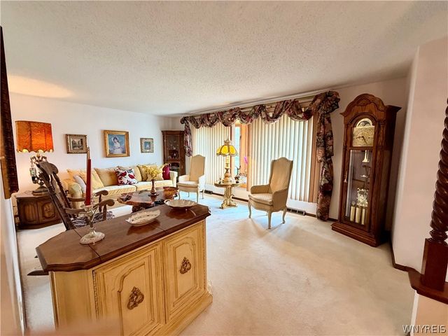 229 Windmill Road, West Seneca, NY 14218