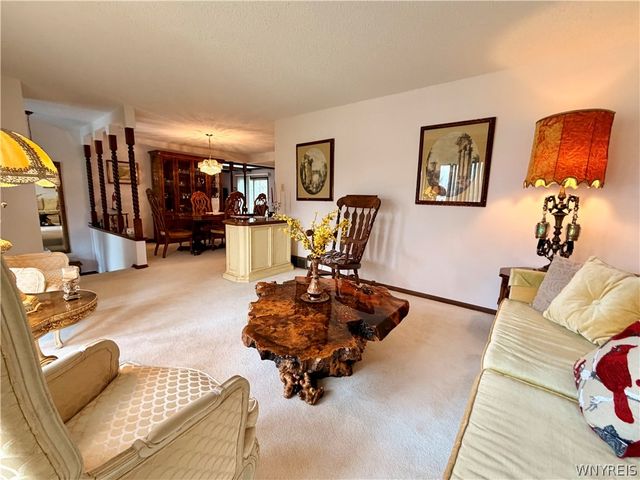 229 Windmill Road, West Seneca, NY 14218