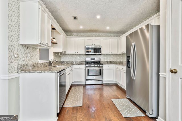 504 Clearwater Cove, Peachtree City, GA 30269