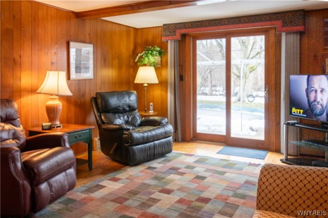 42 Carriage Circle, Amherst, NY 14221