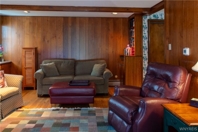 42 Carriage Circle, Amherst, NY 14221