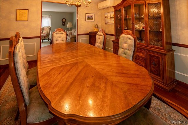 42 Carriage Circle, Amherst, NY 14221