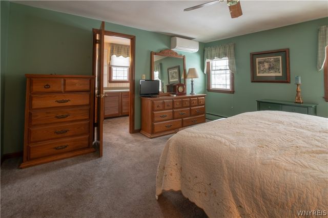 42 Carriage Circle, Amherst, NY 14221