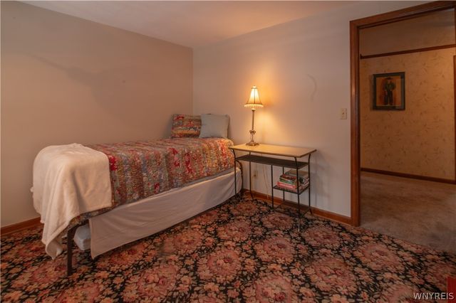 42 Carriage Circle, Amherst, NY 14221