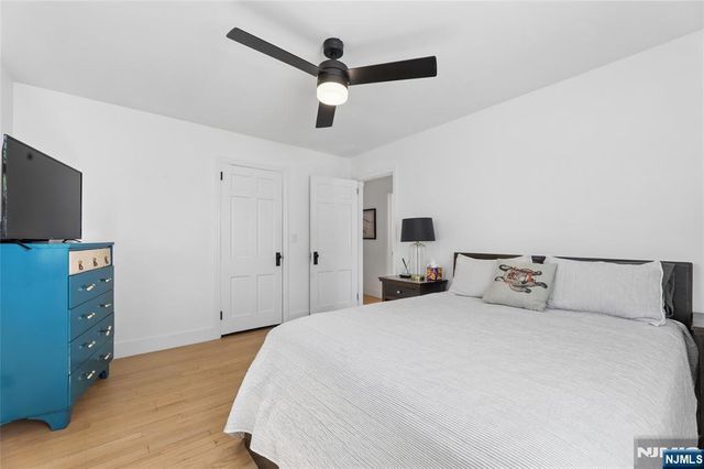 4 Lois Avenue, Demarest, NJ 07627