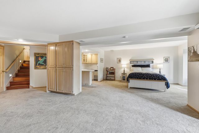 7096 Cahill Road, Edina, MN 55439