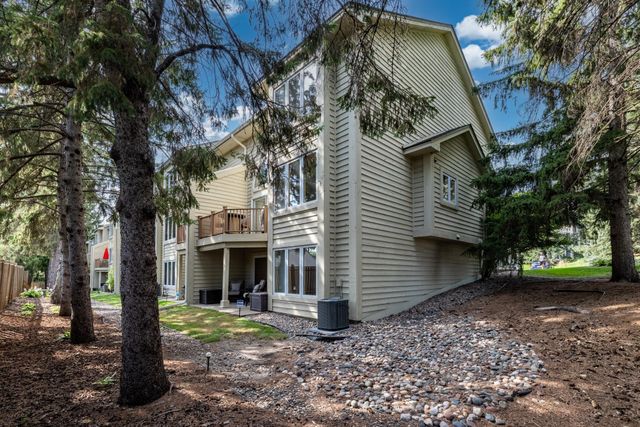 7096 Cahill Road, Edina, MN 55439