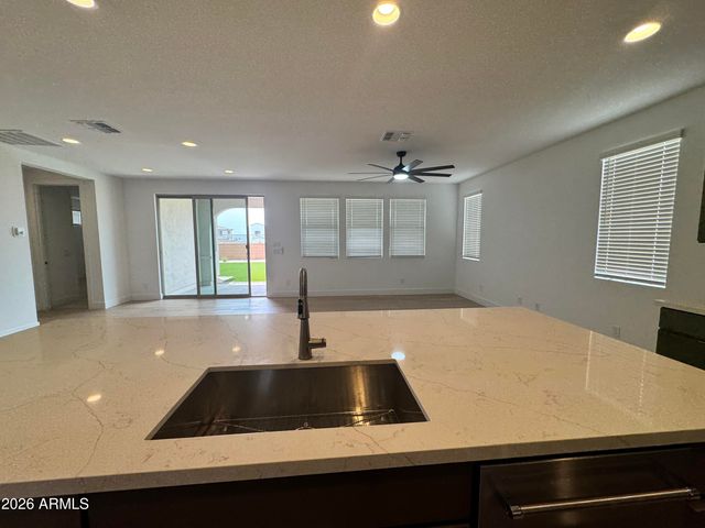 7297 W BLUE SKY Drive, Peoria, AZ 85383
