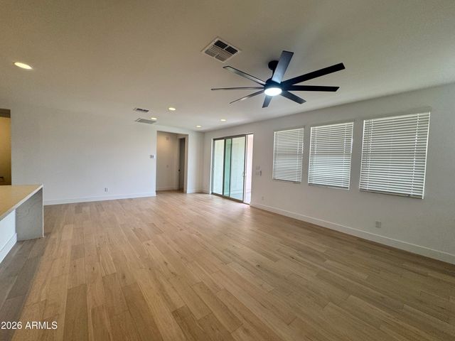 7297 W BLUE SKY Drive, Peoria, AZ 85383
