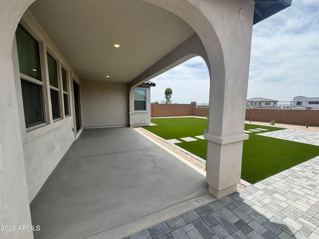 7297 W BLUE SKY Drive, Peoria, AZ 85383