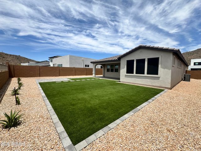 7297 W BLUE SKY Drive, Peoria, AZ 85383