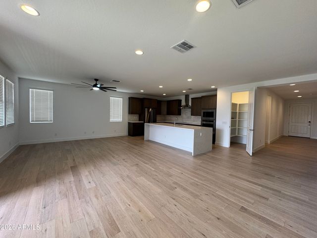 7297 W BLUE SKY Drive, Peoria, AZ 85383